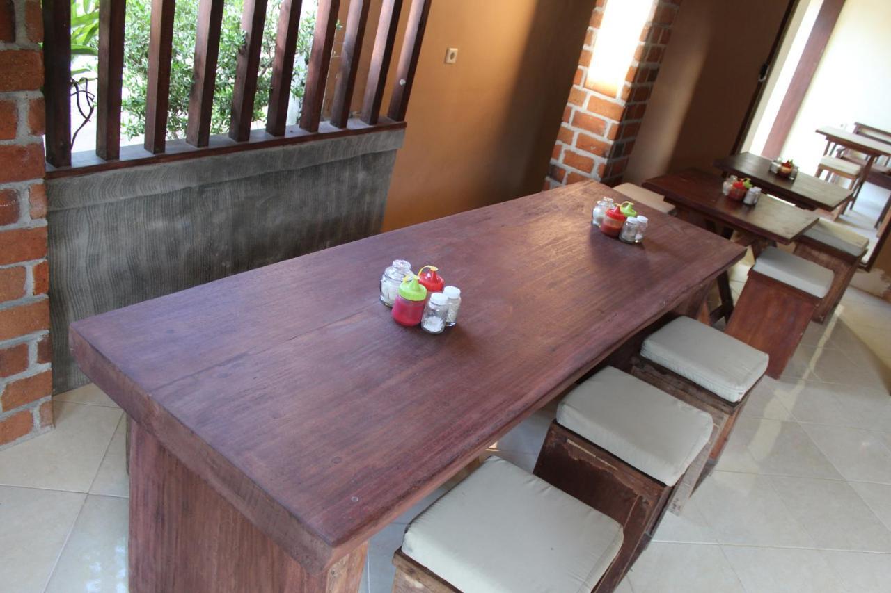 D'Gilian Bungalow Gili Trawangan Buitenkant foto
